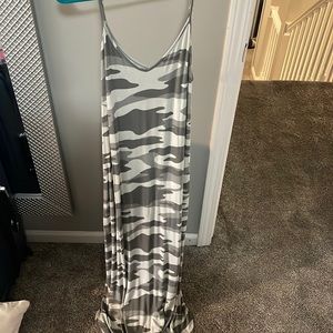 Green camo maxi dress size XL